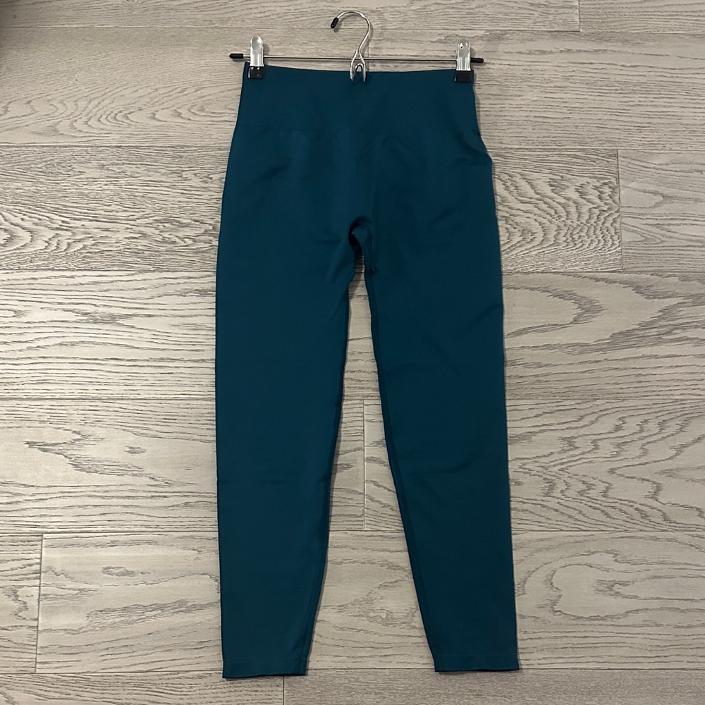 Women’s Best Teal Define Scrunch Seamless 7/8 Leggings